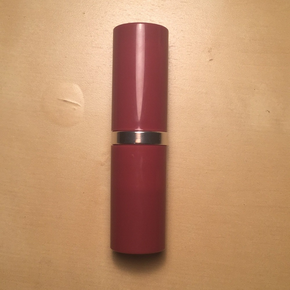 NEW!!! Clinique Full Size Lipstick 💋